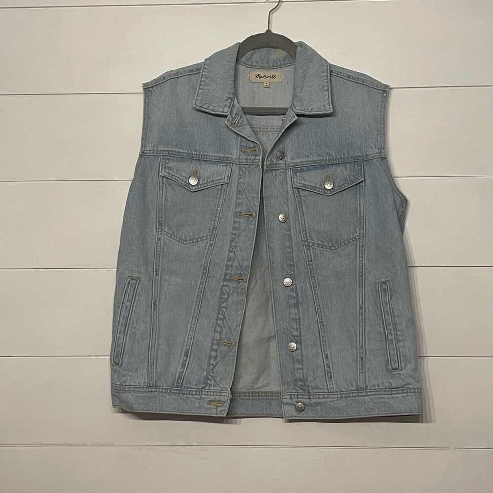 Madewell Jean jacket- no sleeves